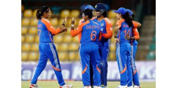 India women's team reaches Cricket World Cup semi-finals with spectacular win over New Zealand