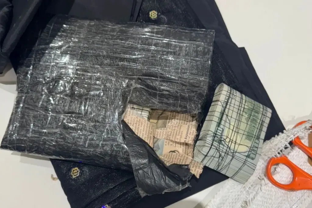 Indian man going to Dubai arrested at Ahmedabad airport with foreign currency