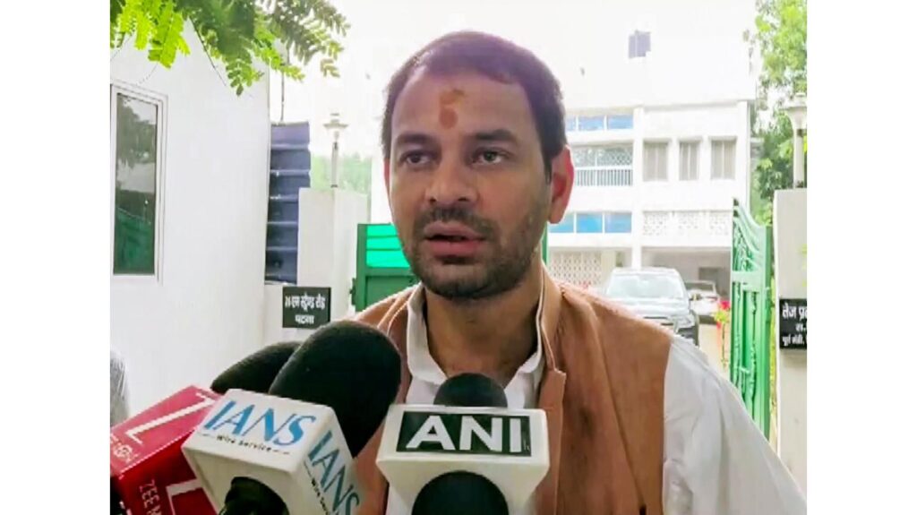JJD chief Tej Pratap Yadav filed nomination from Mahua