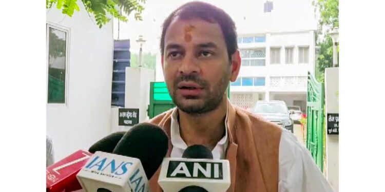 JJD chief Tej Pratap Yadav filed nomination from Mahua