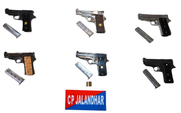Jalandhar: Weapons sent from Madhya Pradesh to Punjab recovered, total 8 pistols seized from miscreants.