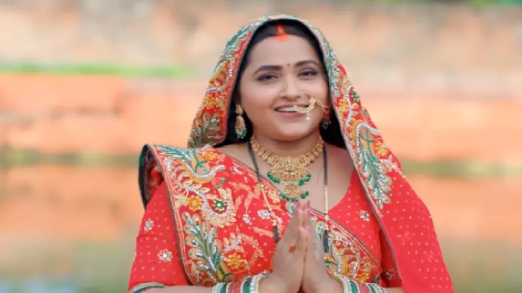 Kajal Raghavani's Chhath special song released, actress became Chhath vraati wearing sixteen makeups
