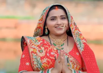 Kajal Raghavani's Chhath special song released, actress became Chhath vraati wearing sixteen makeups
