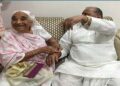 Kamla Devi Yadav Mulayam Singh Yadav's Sister Kamla Devi Yadav | Samachar Hindi Newstrack | From village street to brother's politics: The simple journey of Akhilesh Yadav's aunt Kamla Devi Yadav. News Track in Hindi