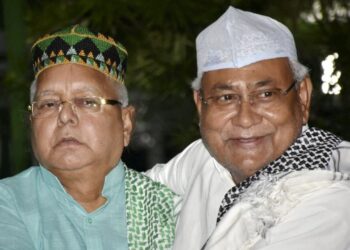 Kurmi Chetna Rally 1994| Nitish Kumar's Rift with Lalu and the Rise of OBC Politics in Bihar | 'No begging, share...', Nitish's speech in the Kurmi rally which had created a huge gap between him and Lalu. News Track in Hindi