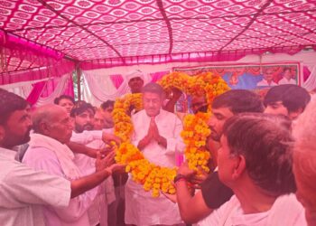 MLA inaugurated Panchayat building: Announcement of construction of boundary wall at a cost of Rs 10 lakh, villagers gave grand welcome