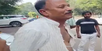 Madan Shah Allegation On RJD: Former RJD candidate Madan Shah accused of distributing tickets by taking money, created ruckus outside Lalu Yadav's house, see video, See video of Madan Prasad Shah created a ruckus outside Lalu Yadav house alleging RJD tickets were being distributed for money