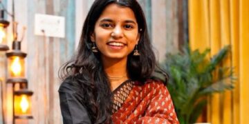 Maithili Thakur will contest from Alinagar seat, BJP released second list of 12 candidates