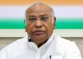 Mallikarjun Kharge Hospitalized | Mallikarjun kharge health update | Congress President Hospitalized | , Mallikarjun Kharge Hospitalized: Congress President Mallikarjun Kharge deteriorated, hospitalized in hospital. News Track in Hindi