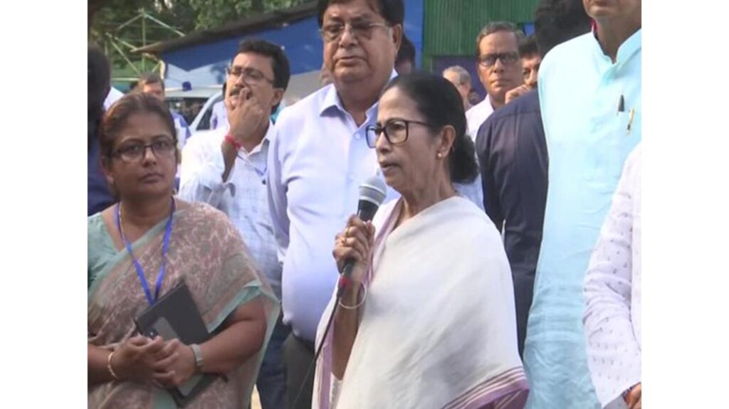 Mamta Banerjee clarified about her comments in Durgapur gangrape case, said, "Media has distorted my statement"