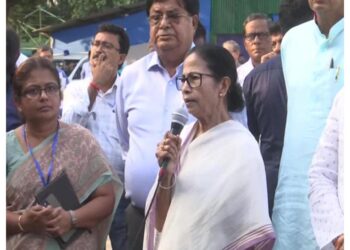 Mamta Banerjee clarified about her comments in Durgapur gangrape case, said, "Media has distorted my statement"