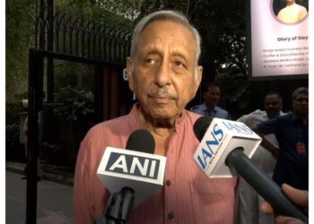 Mani Shankar Aiyar's statement on Trump's tariff threat on Russian oil, said, "This government's fundamental mistake, foreign policy should never be personalized"
