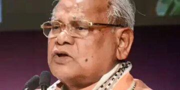 Manjhi's taunt on Tejashwi, said - calling a worthless person a hero is an insult to the word hero.