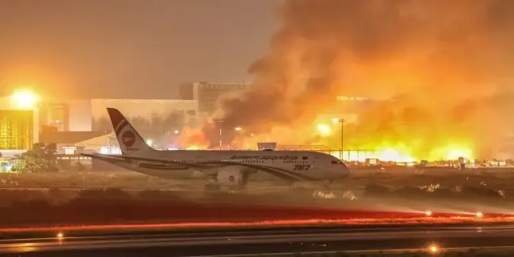 Many Arab flights cancelled. The fire at this international airport spread fear among the people.
