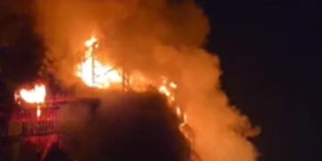 Massive fire in oil paint warehouse in Jodhpur, area shaken by explosions – 5 fire brigade vehicles on the spot