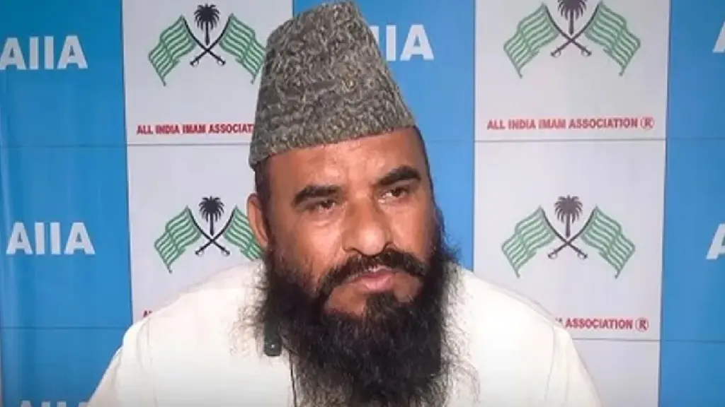 Maulana Sajid Rashidi's Objectionable Statement On Hindu Religious Leaders: Maulana Sajid Rashidi now targets Hindu religious leaders, saying very objectionable things, Maulana Sajid Rashidi now targets Hindu religious leaders, making highly objectionable remarks