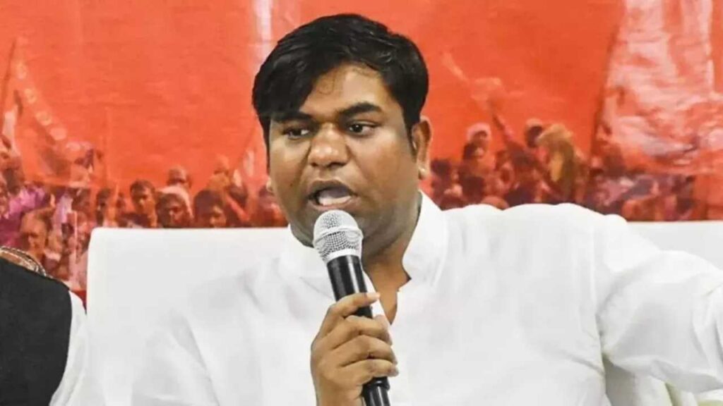 Mukesh Sahani U-Turn: Refuses to Contest Bihar Election, Eyes Deputy CM Post 'Just to become Deputy CM...' Mukesh Sahni took a U-turn at the last minute, refused to contest the elections, created an uproar. News Track in Hindi
