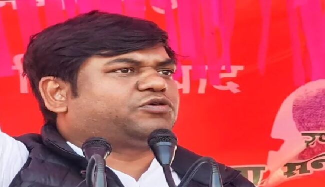 Mukesh Sahni Wants Deputy CM Post in Bihar: 'I will become deputy CM', VIP chief Mukesh Sahni claimed before seat sharing in the Grand Alliance for Bihar Assembly Elections, Vikassheel Insaan Party CHIEF MUKESH SAHHNI SAHNI CLAIMS THIEF MUKESH SAHHNI CHAHANI CHAHANI CHAL If mahagathbandhan wins