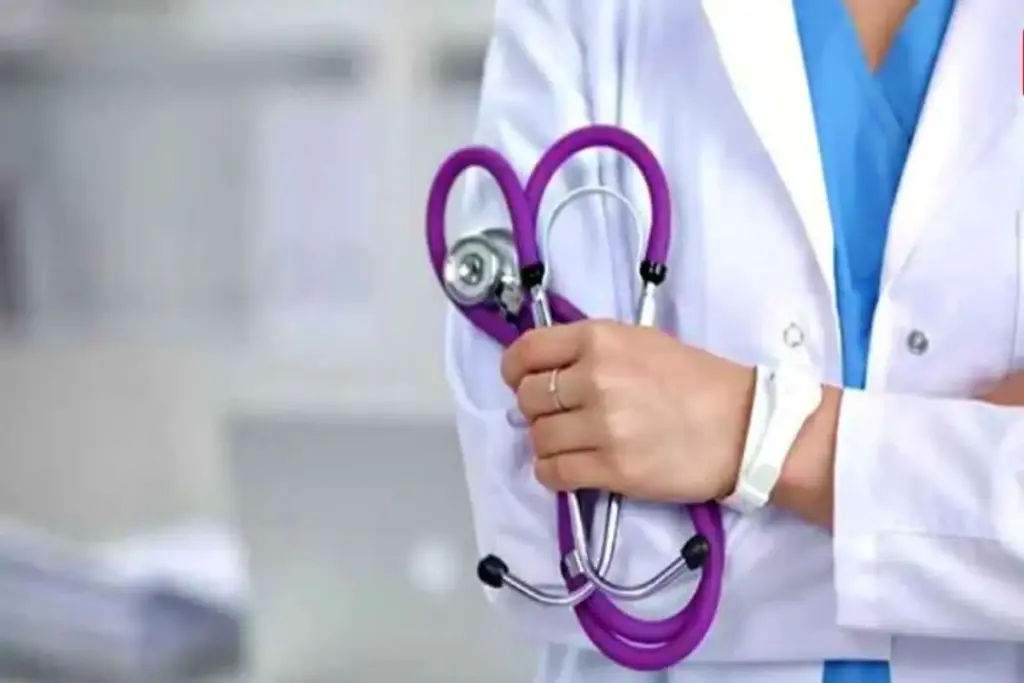 NRI students can study MBBS (NRI) in India in annual fees of only 18 thousand rupees