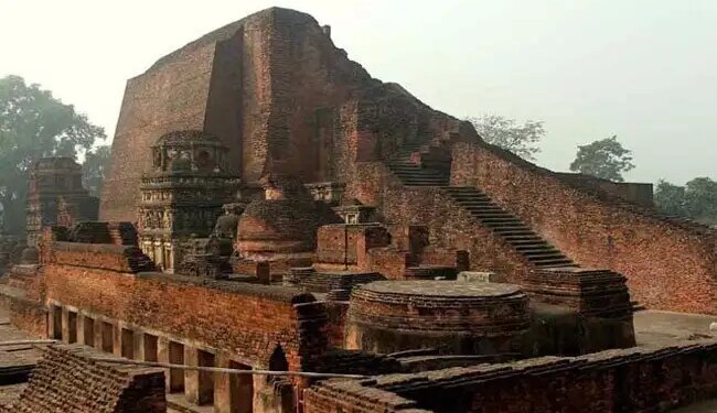 ऑक्सफोर्ड-हार्वर्ड से 700 साल पहले बनी थी नालंदा यूनिवर्सिटी!&nbsp;जहां 64 विषयों की शिक्षा से गूंजता था ज्ञान का संसार, जाने इतिहास ​​​​​​​