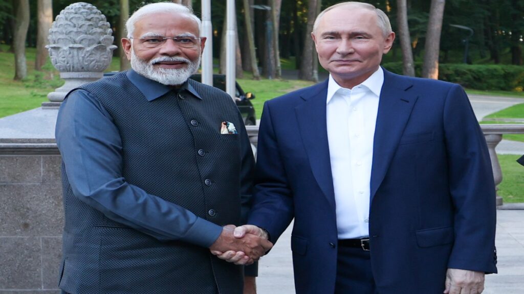Narendra Modi Wishes Vladimir Putin on His Birthday: PM Narendra Modi congratulated Russian President Vladimir Putin on the phone on the phone, know what and what said, PM Narendra Modi Wished Russian President Vladimir Putin on His Birthday Over the PHON Else he said