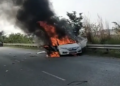 Oh God! Suddenly, the person did such a work to escape the fire in the moving car, after watching the video, you will also say "