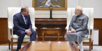 PM Modi discusses India's progress in Artificial Intelligence, Innovation and skills with Qualcomm CEO
