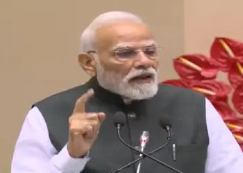 PM Modi on Karpoori Thakur: 'People of Bihar be vigilant ... Some people try to steal the title of Karpoori Thakur's Jan Nayak', know what PM Modi targeted by saying this?