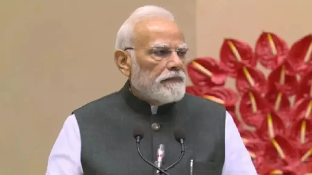 PM Narendra Modi's Gift for Youth: PM Narendra Modi gave gifts to youth, young-centered schemes worth more than Rs 62,000 crore, Bihar's graduates will get monthly allowance, PM Narendra Modi Gives Gives GIFT to Youth, Unveils Youth-FENMES Worth Over 2,000 Crown Monthly Allowance to Bihar Graduates