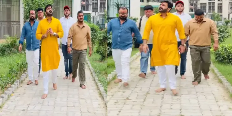Pawan Singh's songs released back to back, Power Star congratulated the fans in a special way
