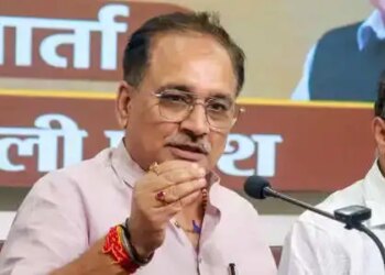दिल्ली में दीपावली पर ग्रीन पटाखे जलाने की अनुमति स्वागतयोग्य कदम : वीरेंद्र सचदेवा