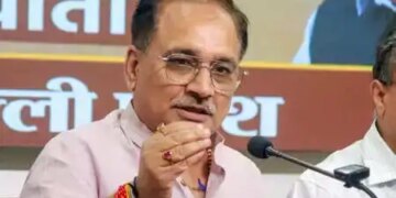दिल्ली में दीपावली पर ग्रीन पटाखे जलाने की अनुमति स्वागतयोग्य कदम : वीरेंद्र सचदेवा