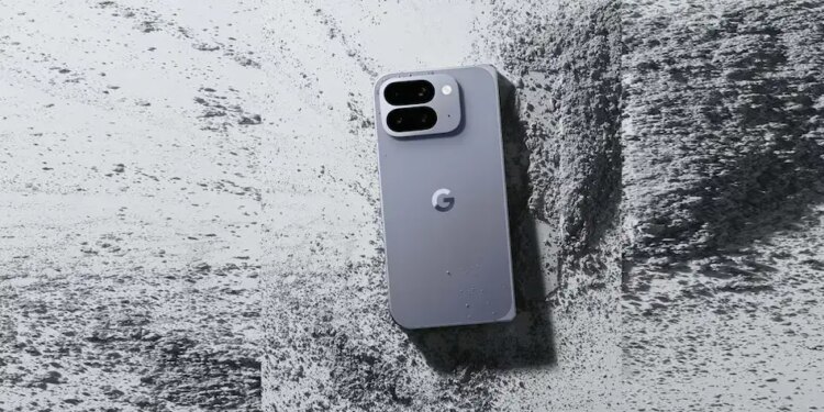 Pixel 10 Pro Fold Blast: चलते-चलते अचानक फटा गूगल का फ्लैगशिप फोन, भूलकर भी न करे ये गलतियाँ वरना भुगतना होगा अंजाम&nbsp;