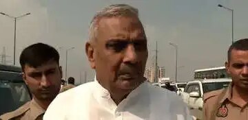 बरेली जा रहे समाजवादी पार्टी के डेलिगेशन को पुलिस ने मेरठ एक्सप्रेसवे पर रोका