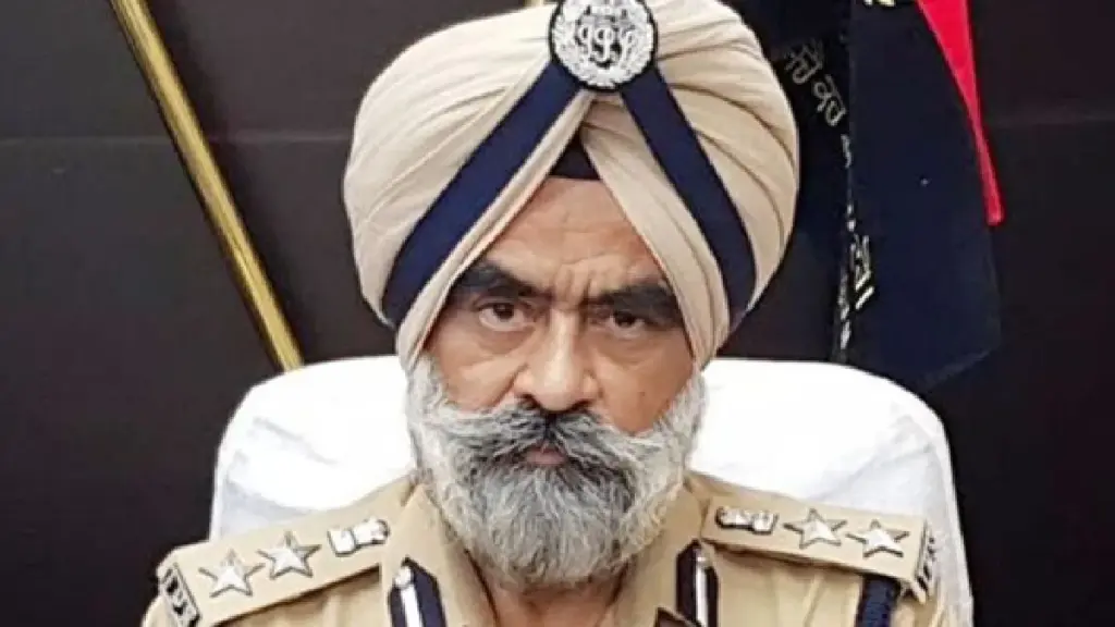 Punjab Police DIG Harcharan Singh Bhullar Arrested: Punjab Police DIG Harcharan Singh Bhullar arrested by CBI, raids conducted at his home and office, Punjab Police DIG Harcharan Singh Bhullar arrested by CBI, raids conducted at his home and office