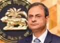 I ने नहीं किया रेपो रेट में बदलाव, टैरिफ टेंशन और GST सुधारों के बीच GDP ग्रोथ का अनुमान बढ़ा&nbsp;
