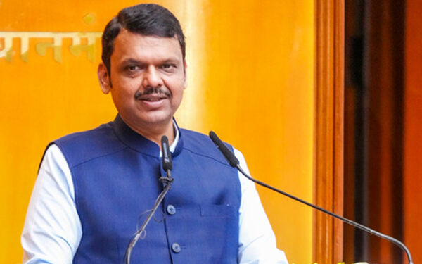 Rahul Gandhi is a 'serial lire': Devendra Fadnavis