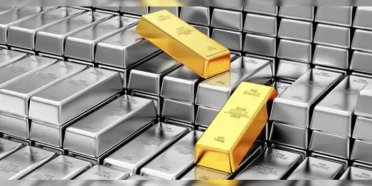 Silver Price Boom : धनतेरस-दिवाली से पहले टूटा 45 साल का रिकॉर्ड! ₹7 लाख के पार जाएगी चांदी, जाने क्यों सोने से भी ज्यादा बढ़ी डिमांड&nbsp;