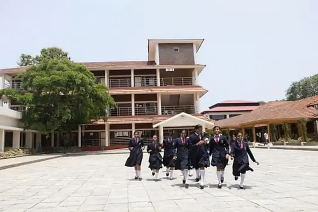 Srinagar's daughters will get modern schools with partnership between India and UAE