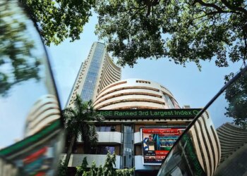 Stock Market Opening: दिवाली के बाद हाई जोश के साथ खुला बाजार,&nbsp;निफ्टी 26,000 के पार, सेंसेक्स ने लगाईं 600 अंकों की छलांग&nbsp;