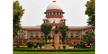 Supreme Court constitutes panel, issues guidelines to protect transgender rights