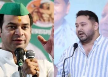 Tej Pratap Yadav Slams Tejashwi Yadav's Job Promise Ahead of Bihar Assembly Elections 2025 | Tej Pratap insulted Tejashwi surprisingly, took a jibe at his promises of government job, said - "First the government... | News Track in Hindi