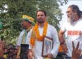 Tejpratap Yadav Files Mahua Nomination with Dadi Marchiya Devi's Photo | Bihar Election 2025 Tej Pratap's big 'masterstroke' in Mahua: Nomination done by taking photo of 'grandmother' Marchiya Devi, not parents. News Track in Hindi