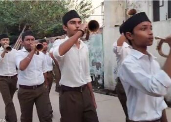 The Rashtriya Swayamsevak Sangh, to commemorate the completion of 100 years of its establishment, took out the path of movement