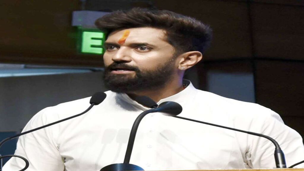 There is no natural acceptance in the Grand Alliance, said Chirag Paswan on Tejashwi becoming the CM. There is no natural acceptance in the Grand Alliance, Chirag Paswan said on Tejashwi becoming the CM face. News Track in Hindi