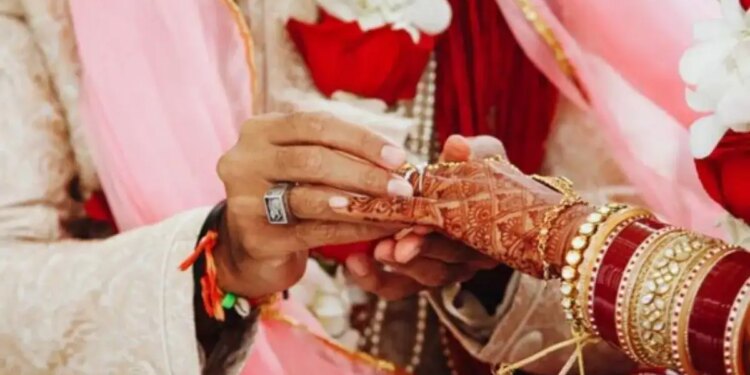Happy Married Life के लिए जरूरी है ये 9 बातें, शादी से पहले पार्टनर से जरूर करें ये सवाल