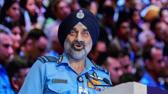 "These are just beautiful stories…", Air Force Chief on Pakistan's 15 jet claim
