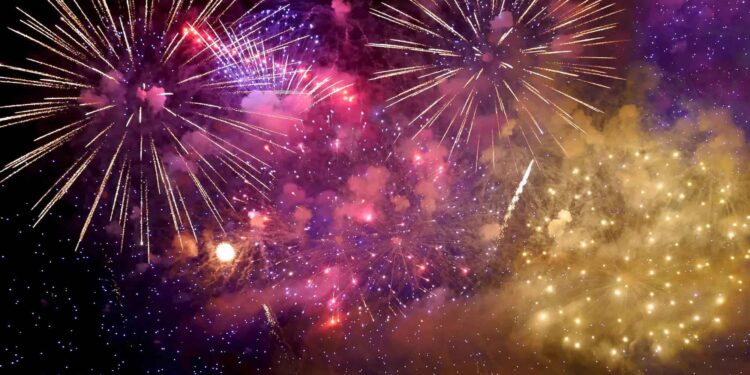 This time firecrackers are not banned in Delhi on Diwali, Supreme Court gave green signal to green firecrackers.