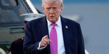 Trump leaves for Asia trip, will attend ASEAN summit and will also meet Xi Jinping