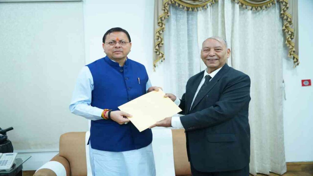 UKSSSC Exam Cancelled: Uttarakhand Govt Acts on Paper Leak | Uttarakhand News: Big decision of Uttarakhand government, UKSSSC exam canceled after paper leak. News Track in Hindi